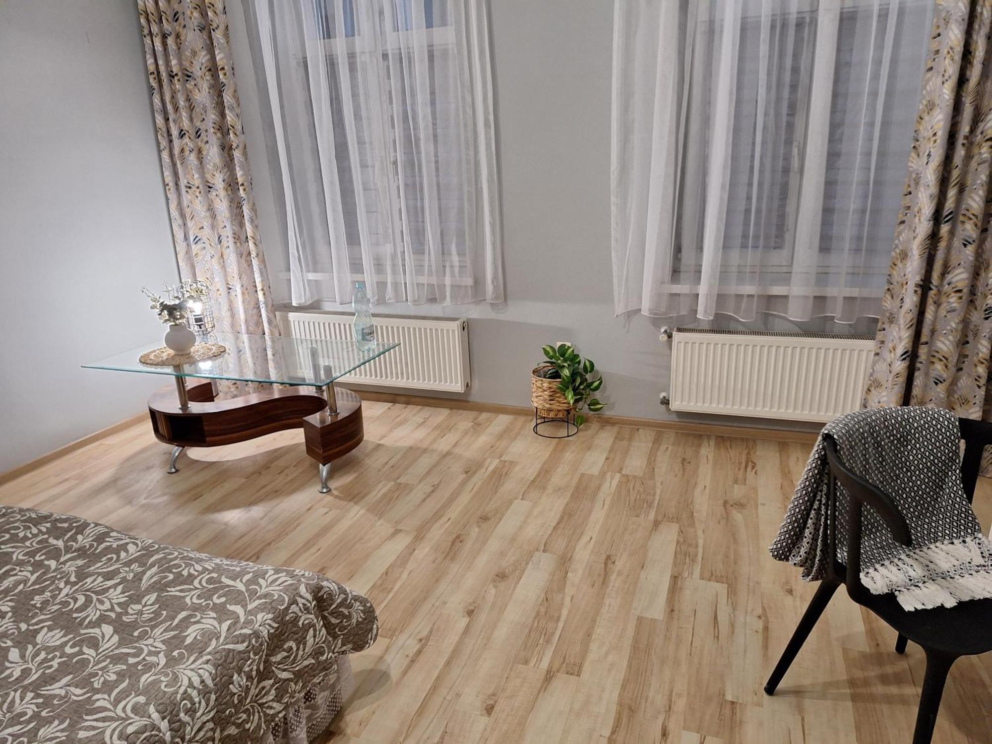 Apartament Chelmza Luaran gambar